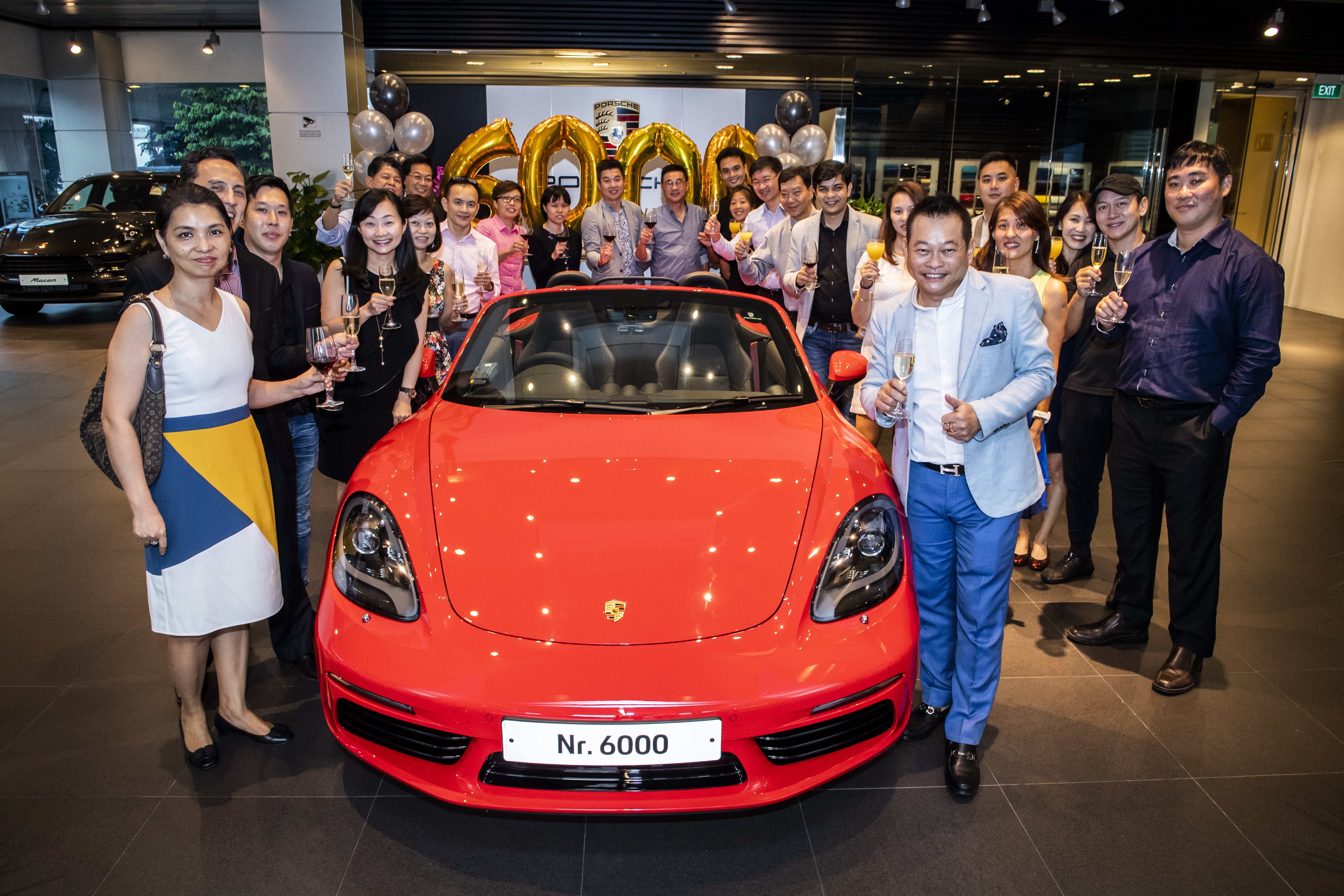 Congratulations to Mr Joe Goh on receiving the 6000th Porsche car in Singapore